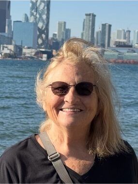 Meet your Posher, Deborah